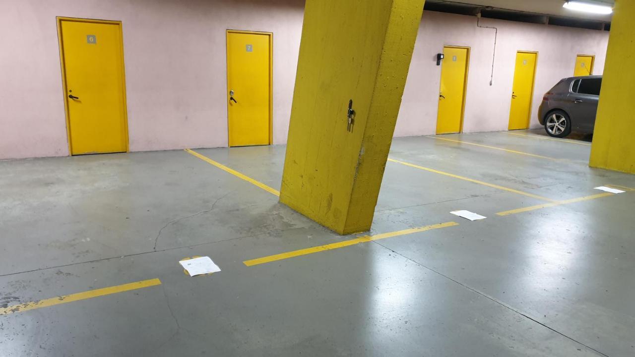 Apart Lisbon Pool Metro Garage Extérieur photo